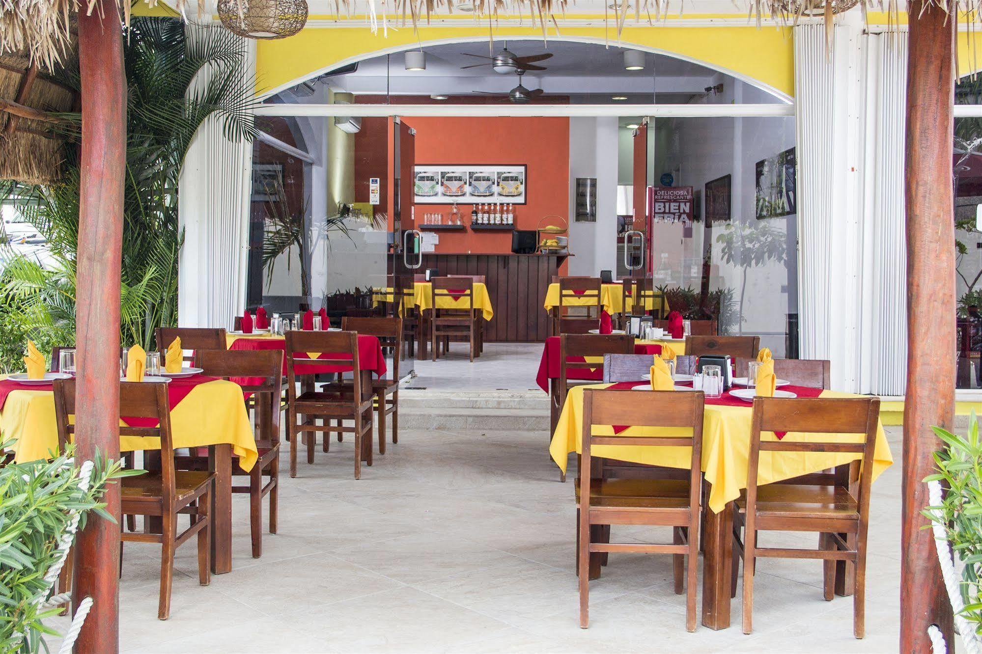 Hotel Sol Playa プレヤデルカーメン エクステリア 写真